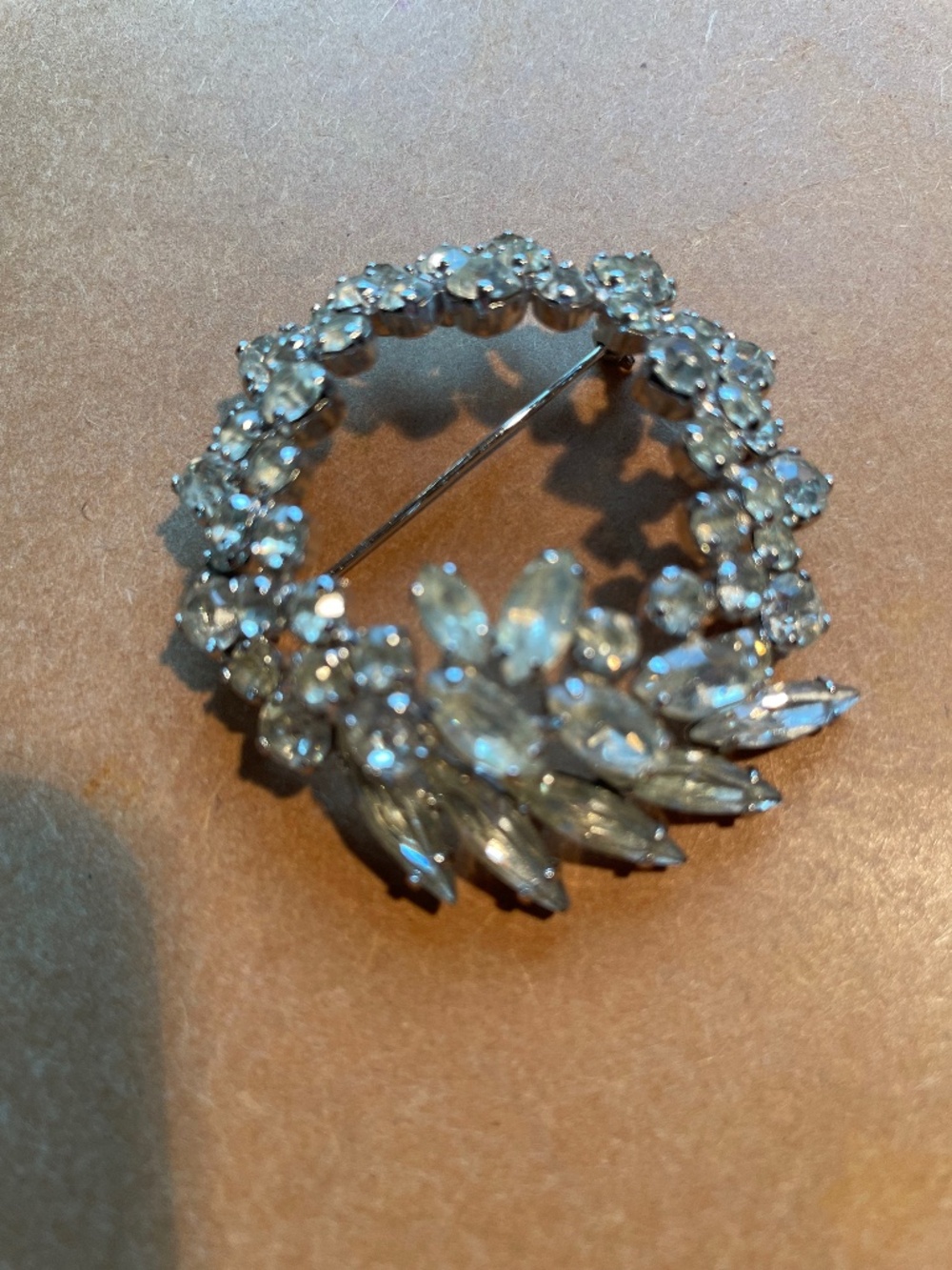 Wreath Brooch with Clear Stones